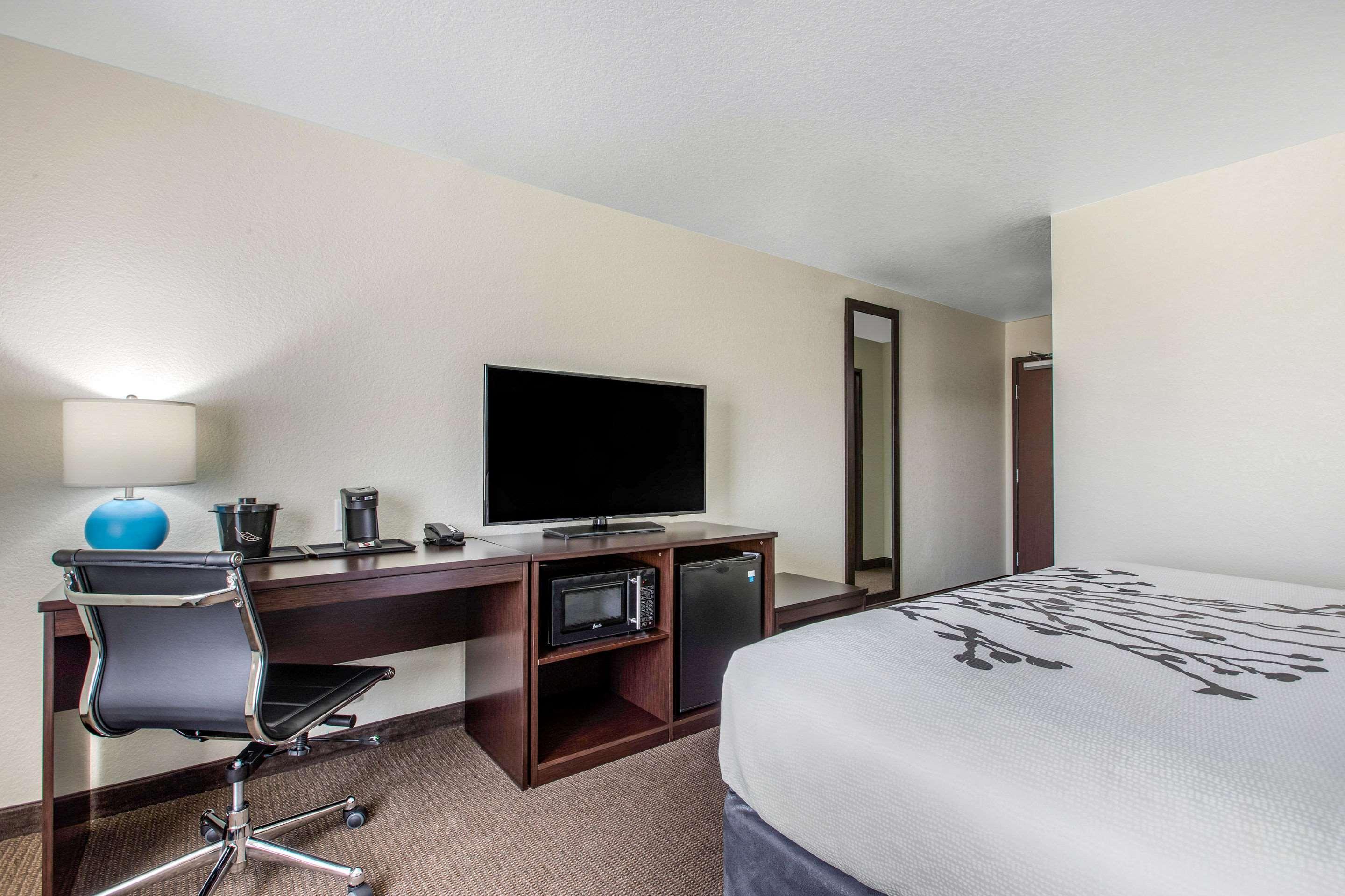 Sleep Inn & Suites Ankeny - Des Moines Bagian luar foto