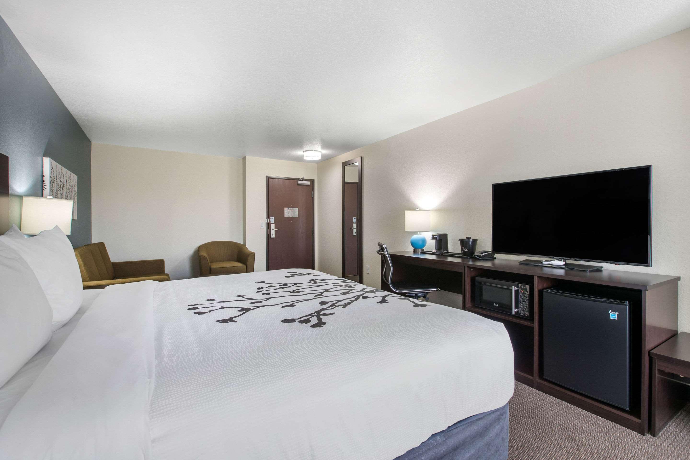 Sleep Inn & Suites Ankeny - Des Moines Bagian luar foto