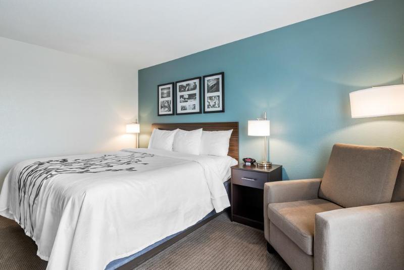 Sleep Inn & Suites Ankeny - Des Moines Bagian luar foto